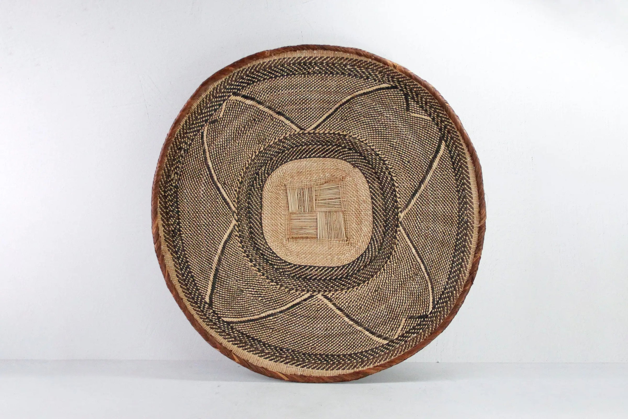 Traditional Tonga Basket 12