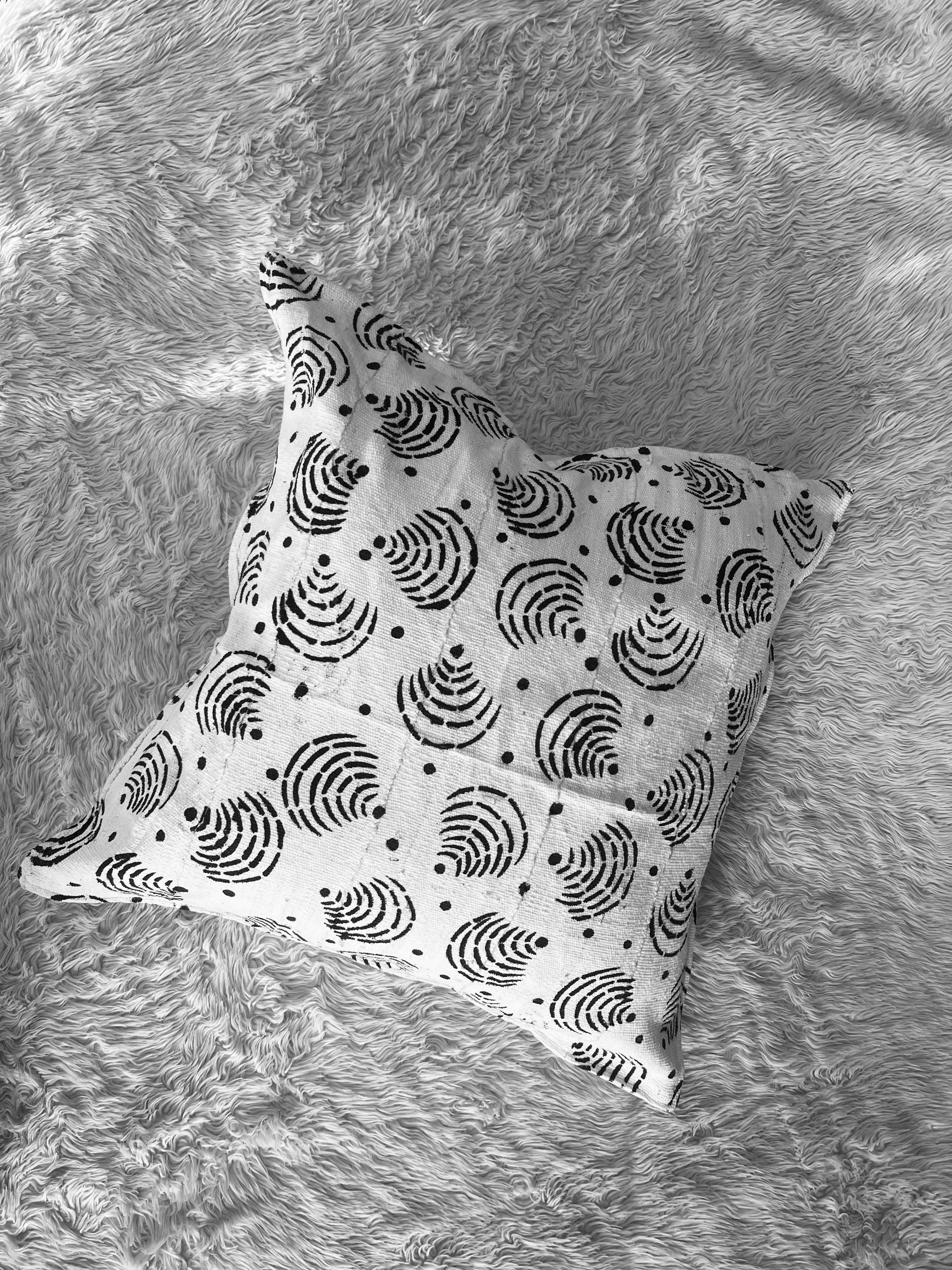 Niono Mudcloth Cushion