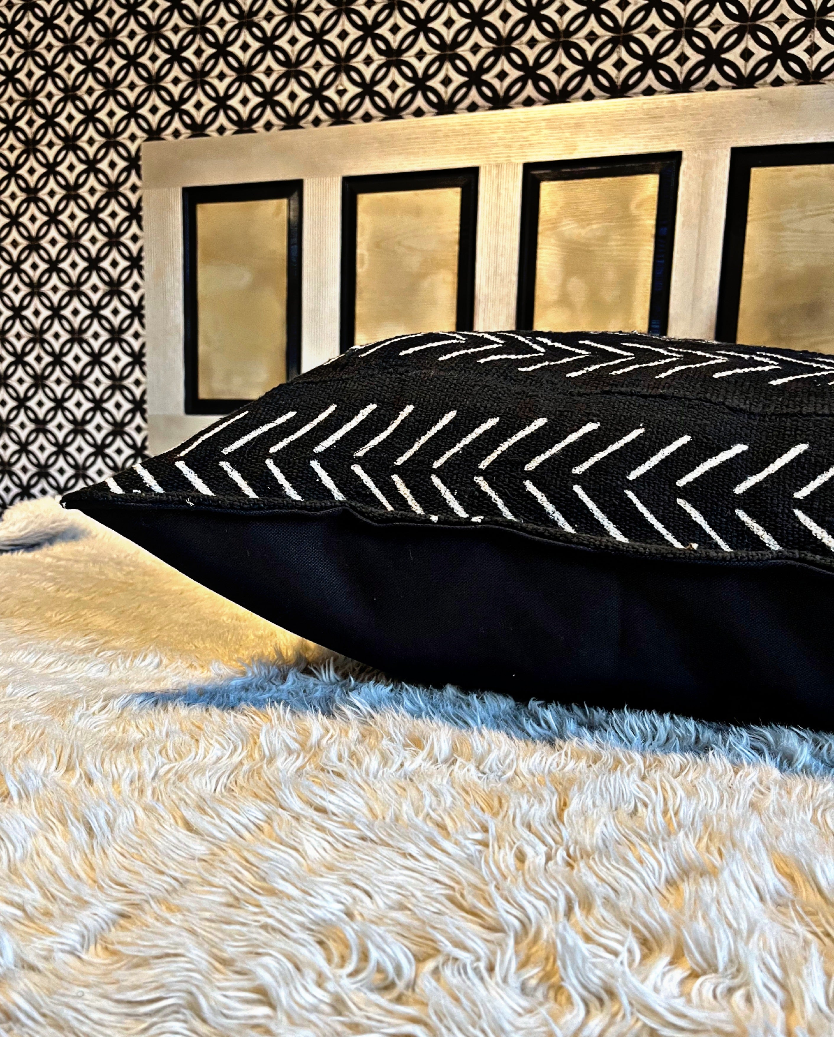 Yorosso Black Mudcloth Cushion