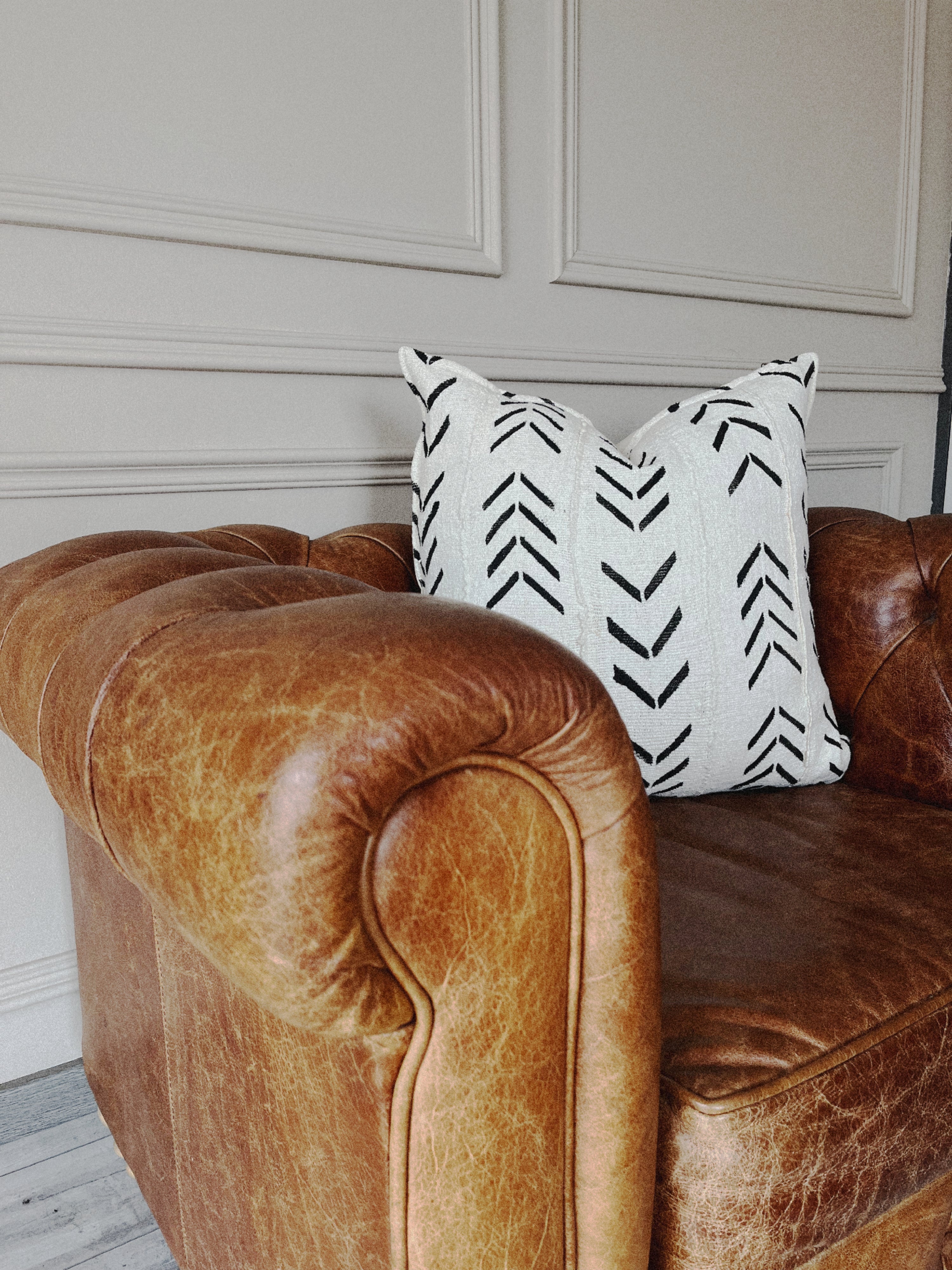 Yorosso Cream Mudcloth Cushion