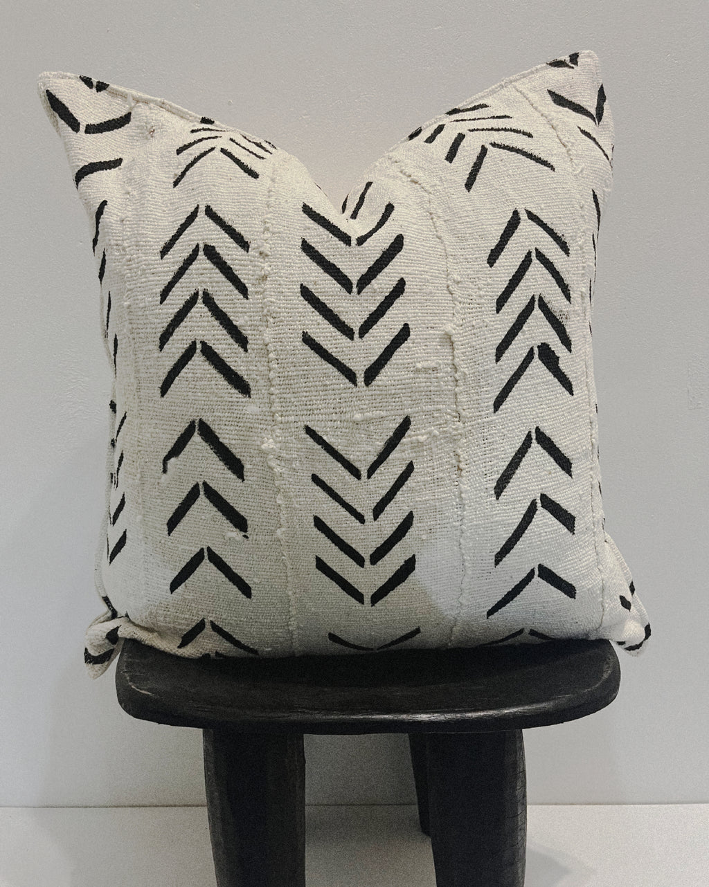 Yorosso Cream Mudcloth Cushion