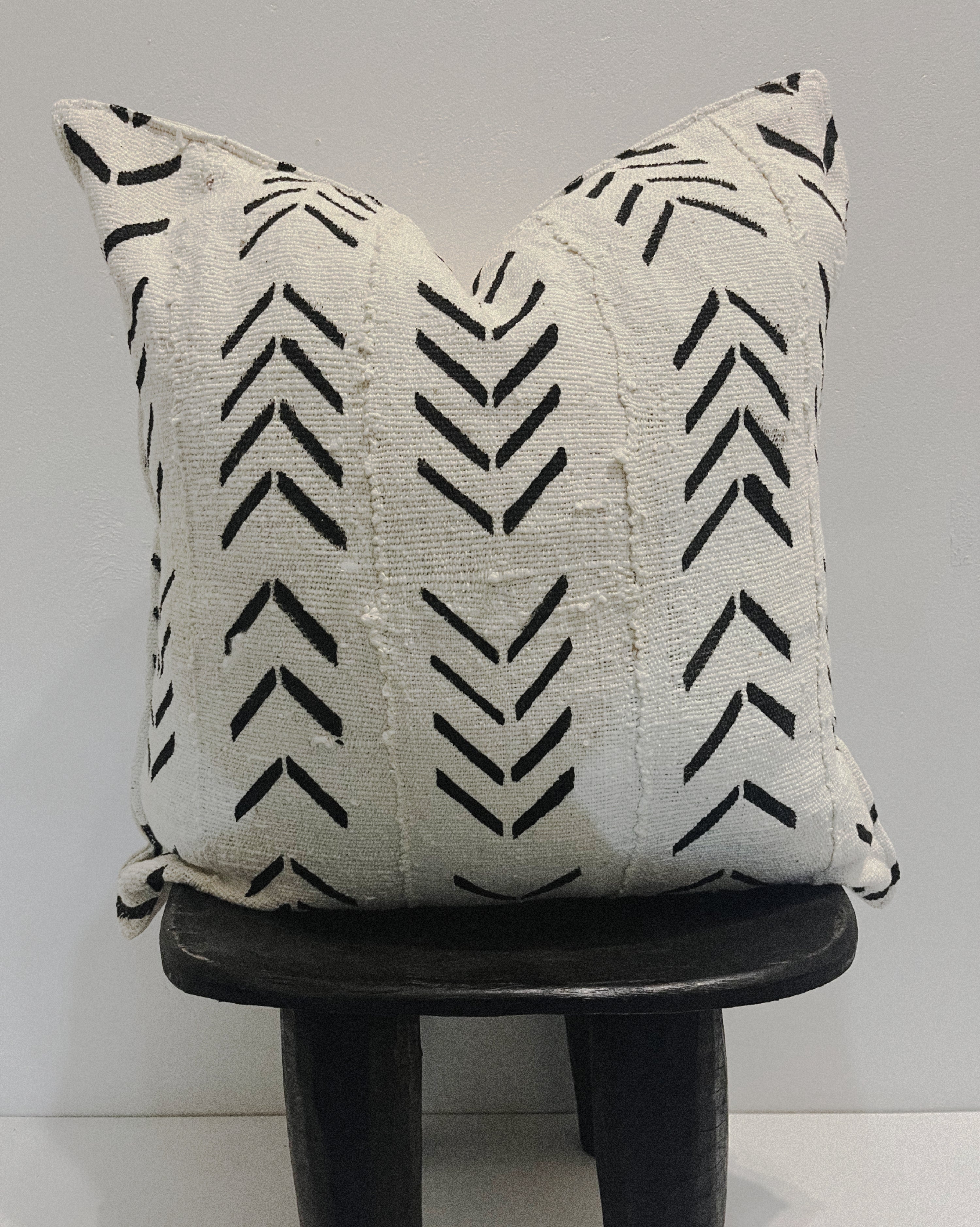 Yorosso Cream Mudcloth Cushion