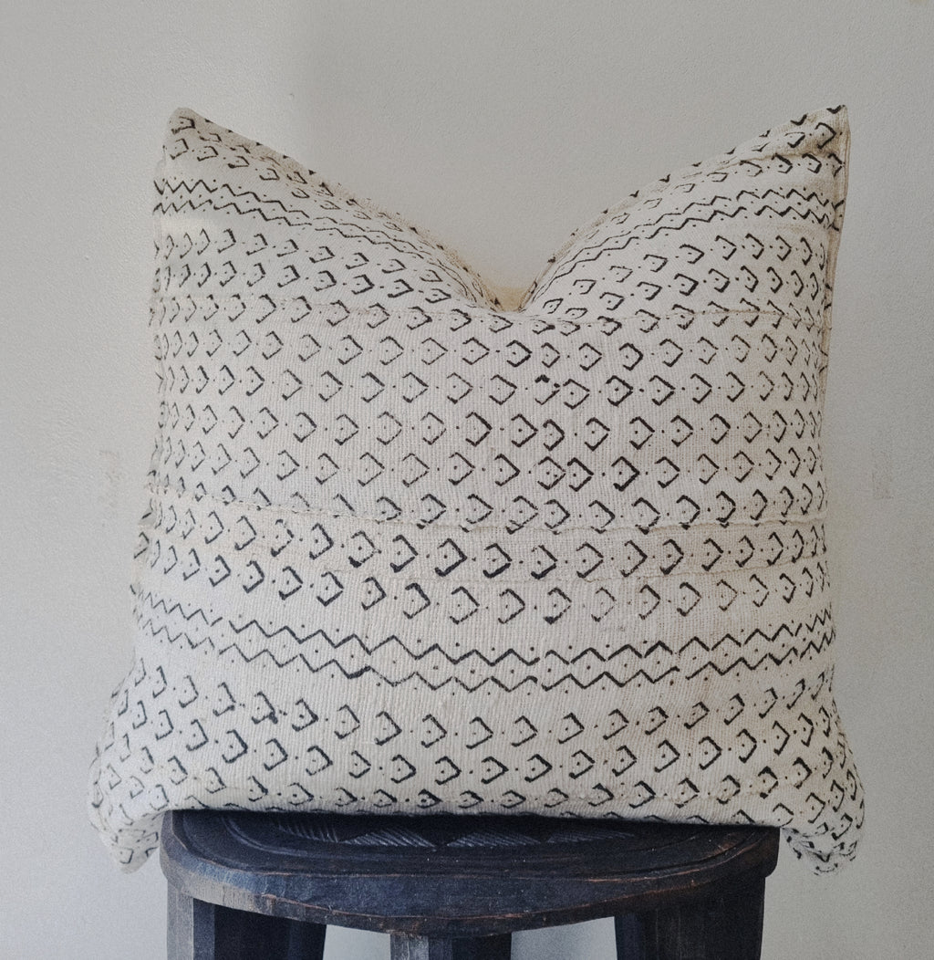 Koro Cream Mudcloth Cushion