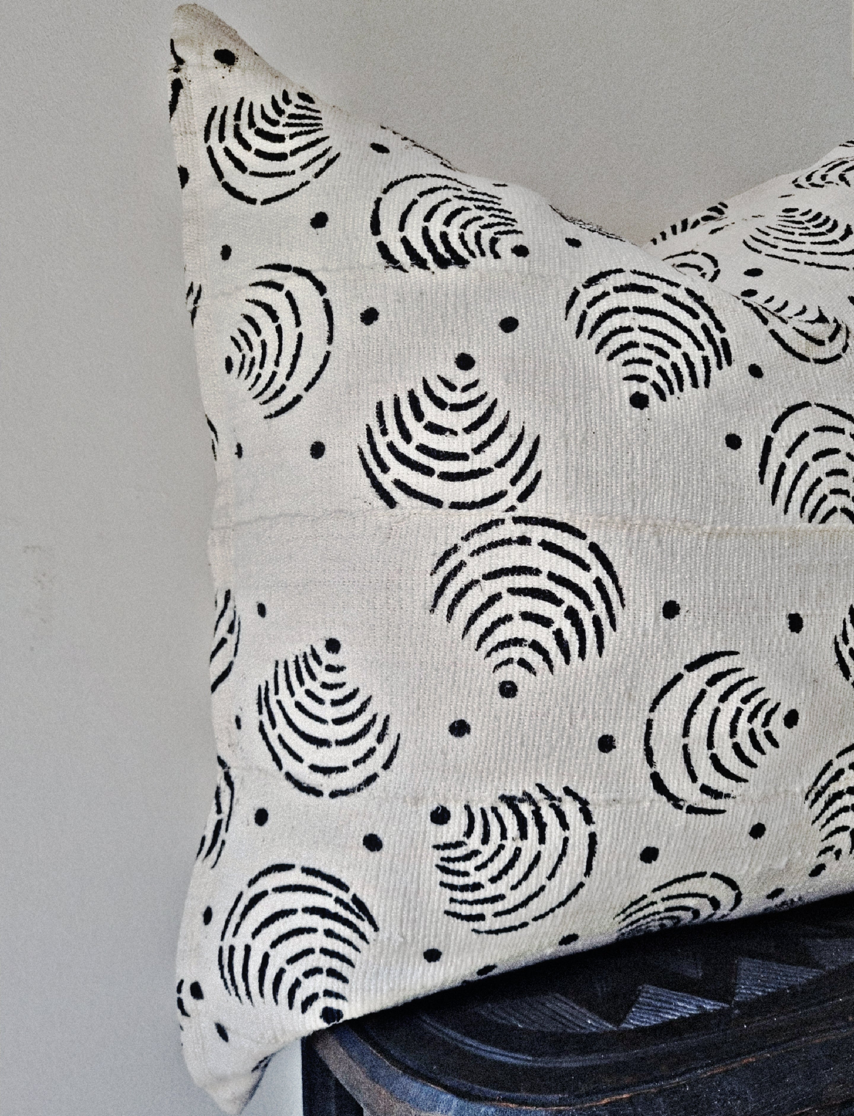 Niono Cream Mudcloth Cushion