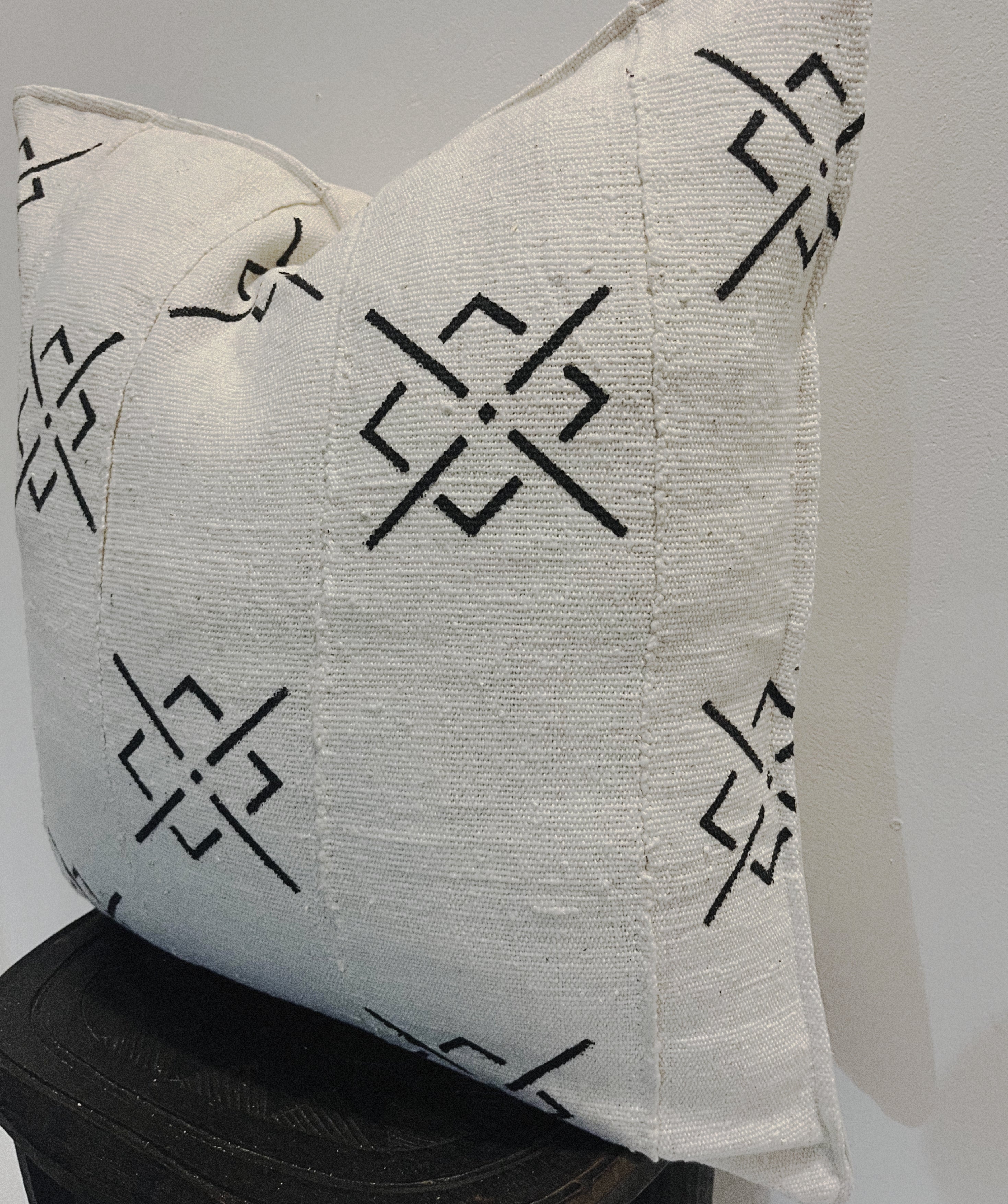 Gao Cream Mudcloth Cushion