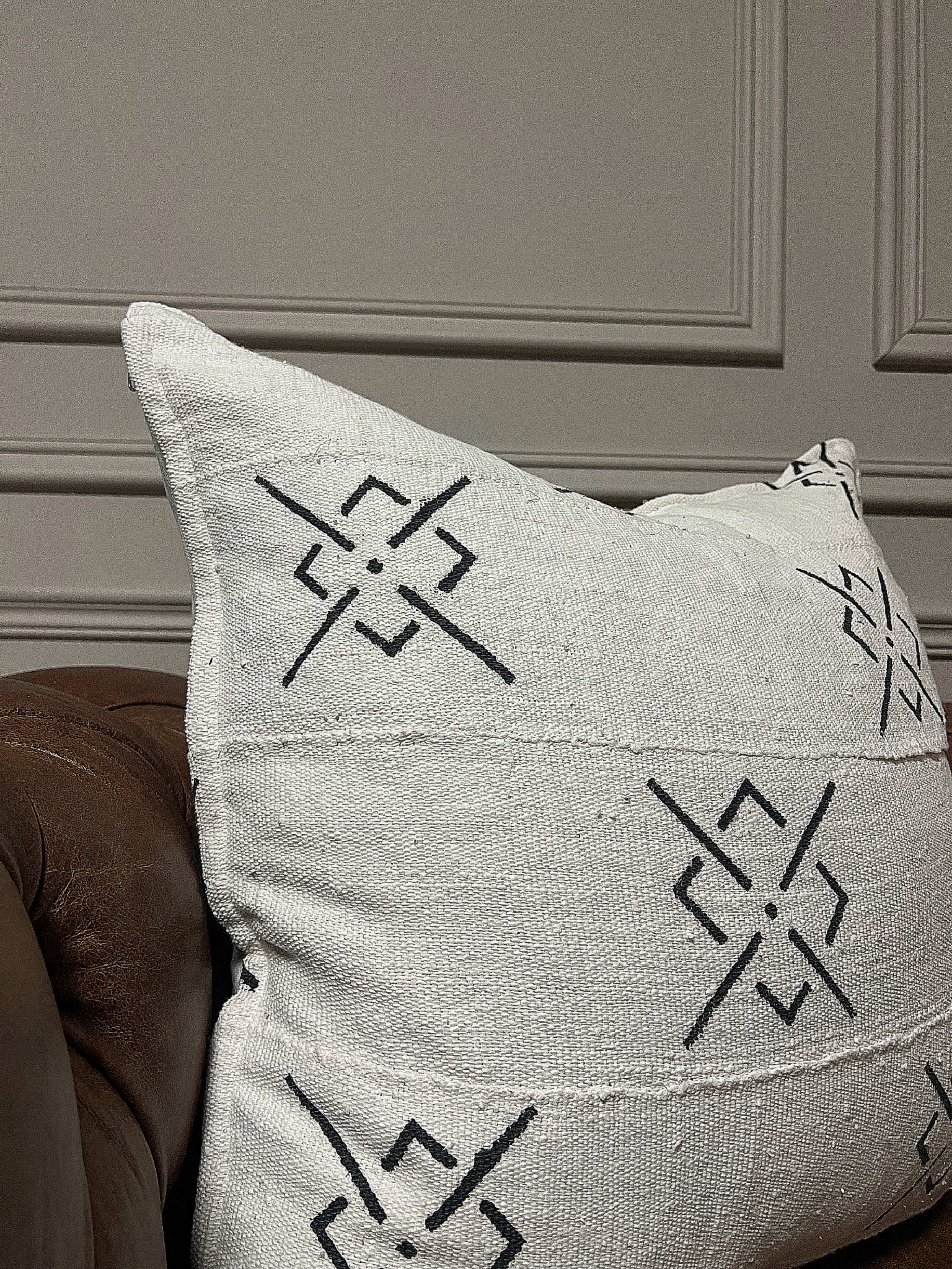 Gao Cream Mudcloth Cushion