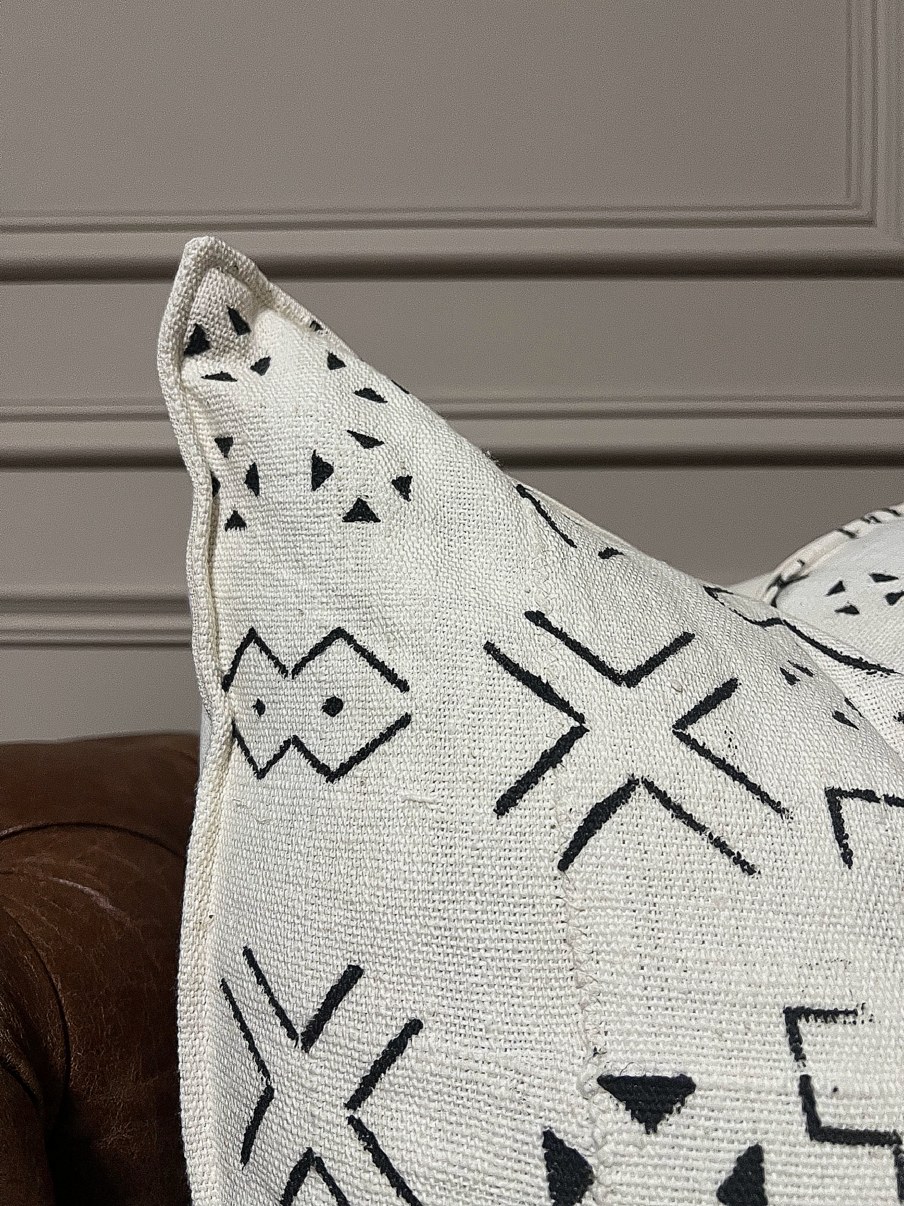 Koumantou Cream Mudcloth Cushion